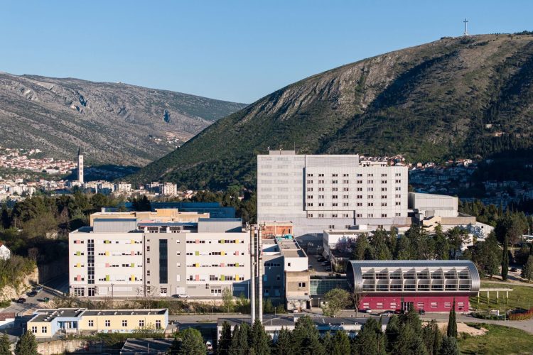 Povijesni trenutak u SKB Mostar: Izvedena prva transplantacija bubrega