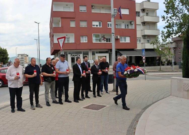 U Posušju svečano obilježen Dan branitelja: „Domovina je rođena u krvi, a ne klikom“