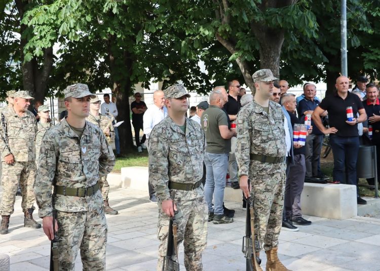 U Posušju svečano obilježen Dan branitelja: „Domovina je rođena u krvi, a ne klikom“