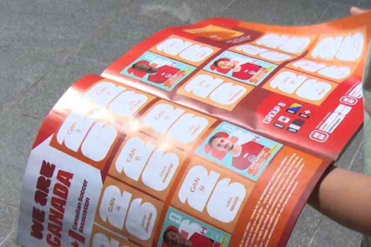 Panini groznica zahvatila Hercegovinu: Sličice zaludile djecu i odrasle Panini groznica zahvatila Hercegovinu: Sličice zaludile djecu i odrasle