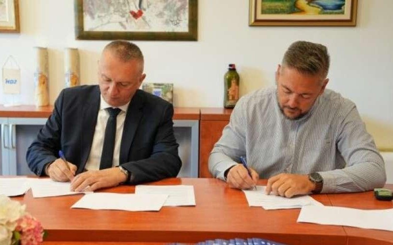 Potpisan ugovor vrijedan 836.550 KM za prometnicu u Čitluku Potpisan ugovor vrijedan 836.550 KM za prometnicu u Čitluku