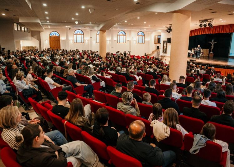 Premijerno prikazan film o dolasku franjevaca u Hercegovinu i gradnji samostana na Širokom Brijegu