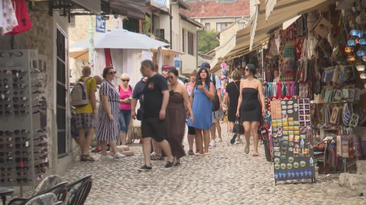 Turizam u BiH raste: Više dolazaka i noćenja u ožujku 2026.