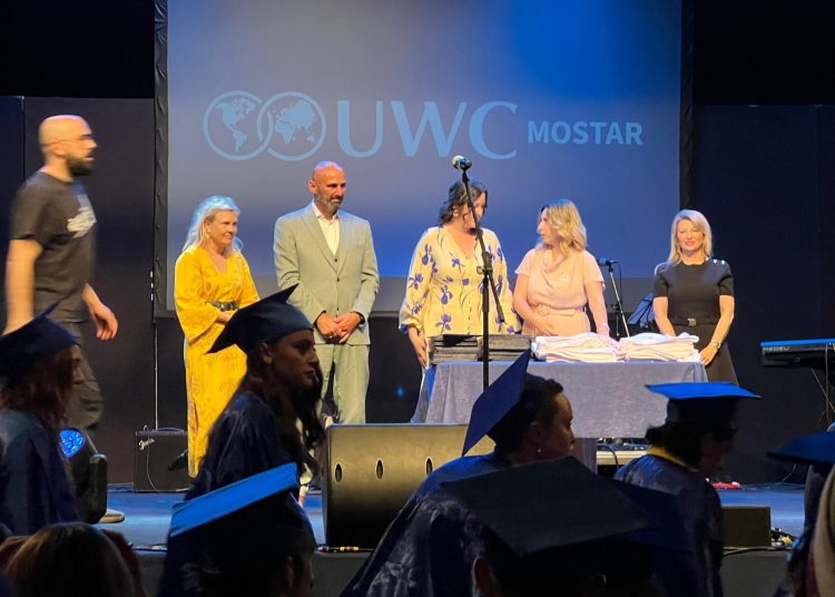 Svečana dodjela diploma u Mostaru: UWC ispratio maturante iz više od 50 zemalja