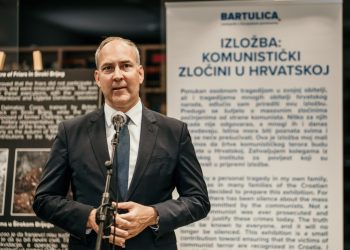 U Širokom Brijegu otvorena izložba „Kraj II. svjetskog rata i zločini komunizma“