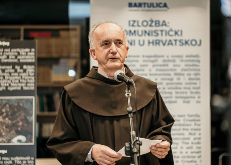 U Širokom Brijegu otvorena izložba „Kraj II. svjetskog rata i zločini komunizma“