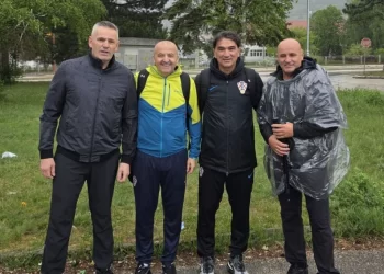 Dalić ponovno na hodočašću: Izbornik pješice krenuo iz Livna prema Međugorju