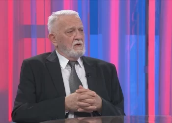Poznati liječnik dr. Paladino: Nikad nisam osjećao strah prije operacije, u sali svira rock