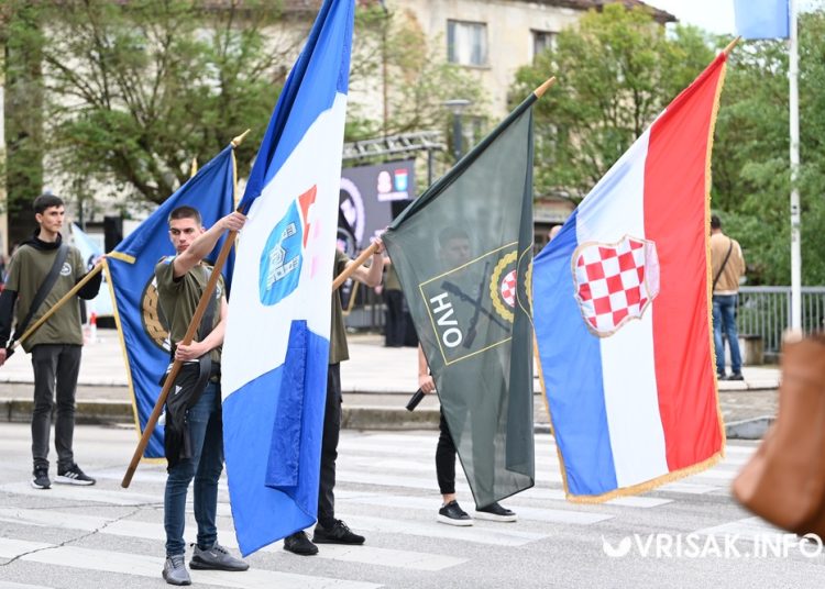 Mimohodom u Širokom Brijegu obilježen Dan branitelja i obljetnica zaustavljanja tenkova