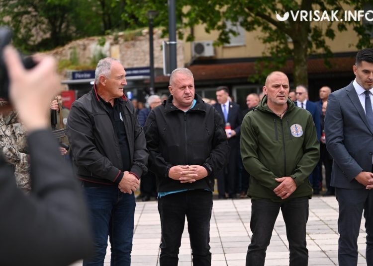 Mimohodom u Širokom Brijegu obilježen Dan branitelja i obljetnica zaustavljanja tenkova