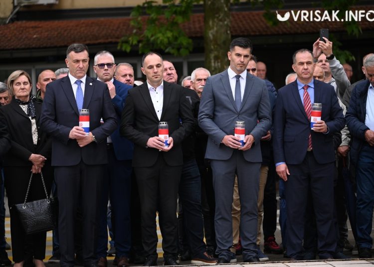 Mimohodom u Širokom Brijegu obilježen Dan branitelja i obljetnica zaustavljanja tenkova