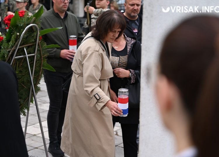 Mimohodom u Širokom Brijegu obilježen Dan branitelja i obljetnica zaustavljanja tenkova