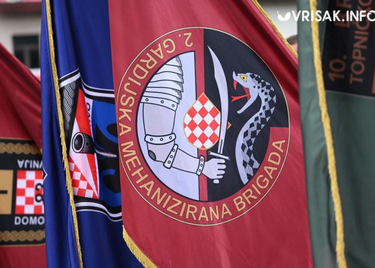 Mimohodom u Širokom Brijegu obilježen Dan branitelja i obljetnica zaustavljanja tenkova
