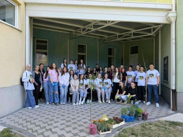 Mostarski srednjoškolci predstavili ekološke inicijative u Gradskom vijeću