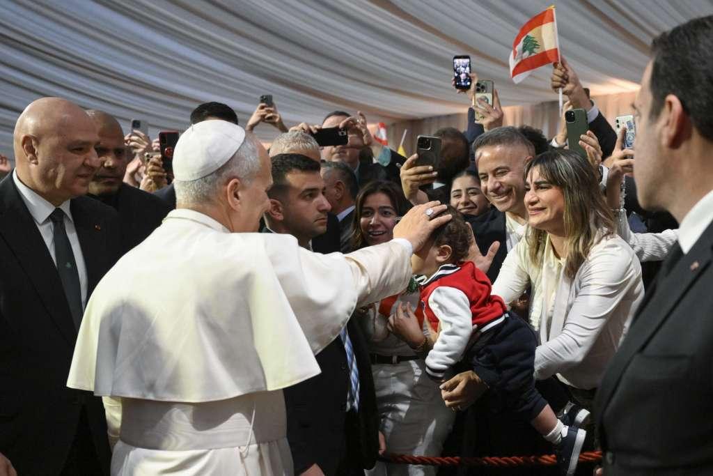 Papa Lav osudio rast vojne potrošnje u Europi: “Ponovno naoružavanje je izdaja diplomacije”
