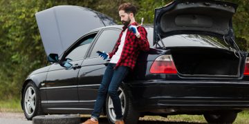 Ove navike uništavaju automobil: Mnogi vozači ih rade svaki dan, a popravci mogu biti jako skupi