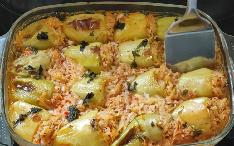 Punjene paprike s krumpirom iz pećnice
