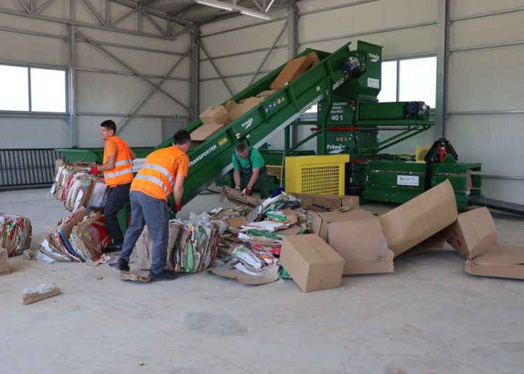 Široki Brijeg dobio prešu od 40 tona: Velik korak prema modernom sustavu recikliranja