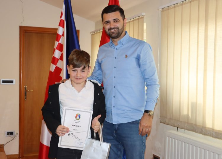 Posuški mladi glazbenici na prijemu kod načelnika: Uručene pohvalnice