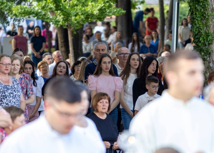 Peti dan devetnice sv. Anti: Misno slavlje predvodio fra Jure Barišić