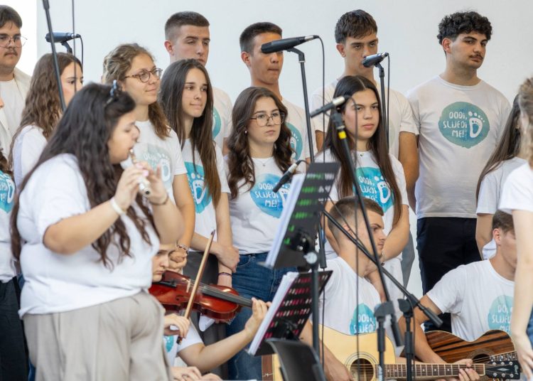 Ljubuški: Velik odaziv vjernika na četvrtom danu devetnice, večeras misu predvodi fra Jure Barišić