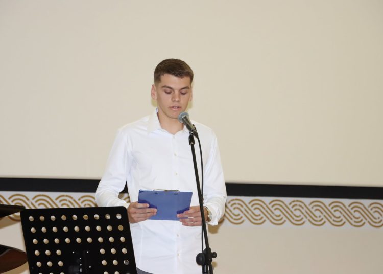 Posušje: Maturanti obilježili kraj školovanja i 60 godina Gimnazije Fra Grge Martića