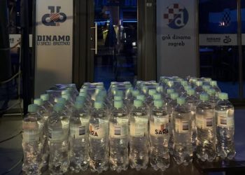 Lijepa gesta navijača iz Čitluka: Hodočasnicima sv. Anti dijelili besplatnu vodu