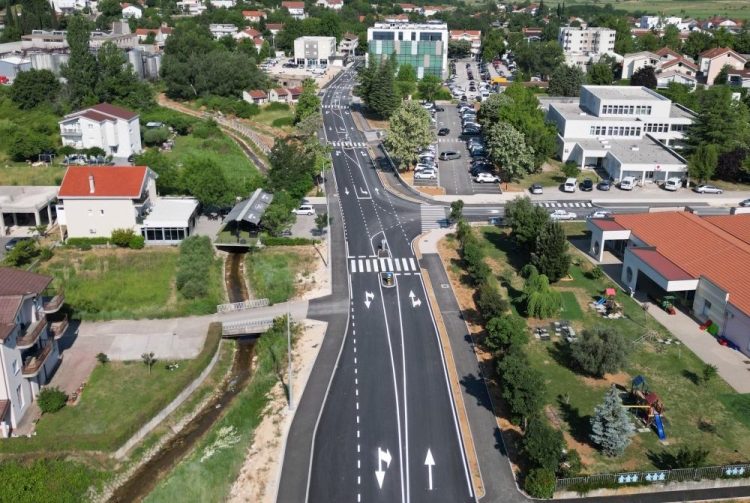 Čitluk dobio moderniju prometnicu s parkingom