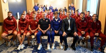 Plenković posjetio Vatrene u Rijeci: Hrvatska vas prati, očekujemo još jedan veliki uspjeh
