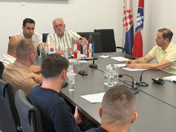 U Grudama dogovorene procedure za angažman dva Air Tractora u gašenju požara