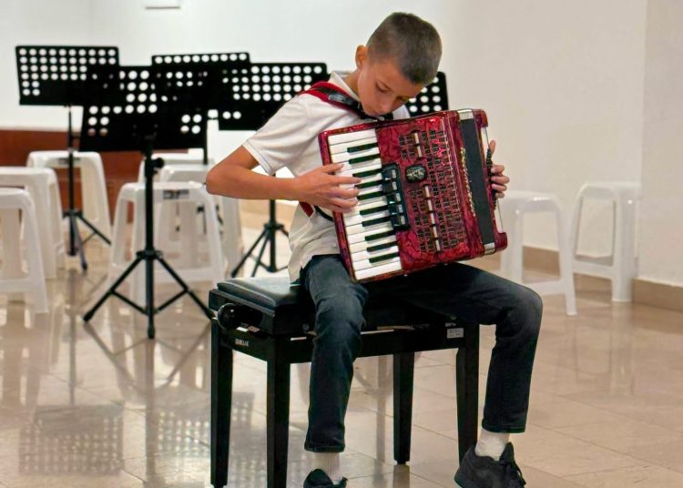 U Širokom Brijegu održan „Koncert četiri glazbene škole ŽZH