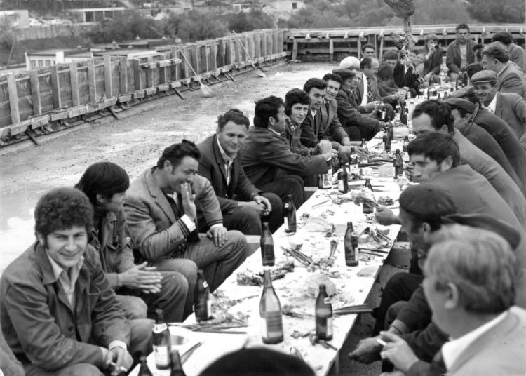Široki Brijeg 1974.: Kad je Hotel Park dobio krov, slavlje graditelja na vrhu