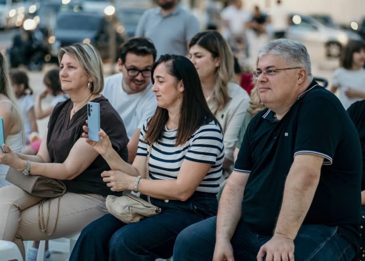 Predivna večeru u Širokom Brijegu: Mlade glazbenice obilježile Svjetski dan glazbe