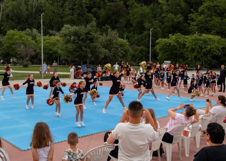 14. Cheerleading večer u Širokom Brijegu okupila rekordan broj posjetitelja