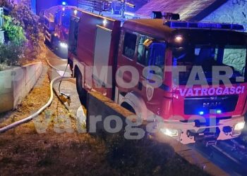 Mostarski vatrogasci gasili požar na obiteljskoj kući u Rodoču