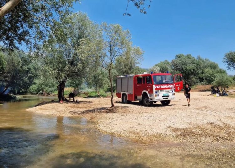 Široki Brijeg: DVD-ovi Jare i Uzarići obnovili kupalište na Mostarskom blatu