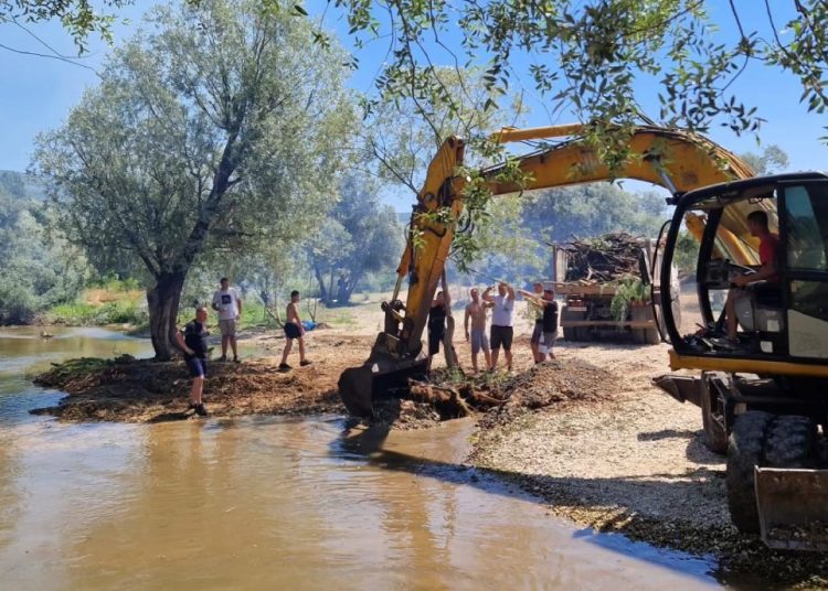Široki Brijeg: DVD-ovi Jare i Uzarići obnovili kupalište na Mostarskom blatu