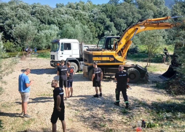 Široki Brijeg: DVD-ovi Jare i Uzarići obnovili kupalište na Mostarskom blatu
