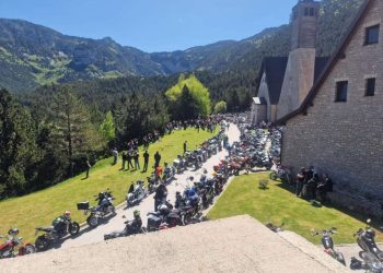 Stotine motorista na Blidinju: Održano peto motohodočašće u Masnoj Luci