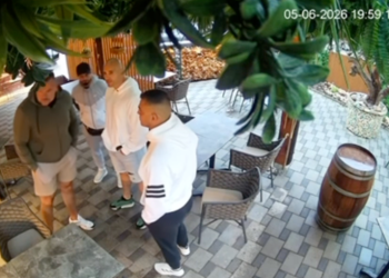 (VIDEO) Poznatog borca u kafiću napala četvorica: Propucan je, sve snimila kamera