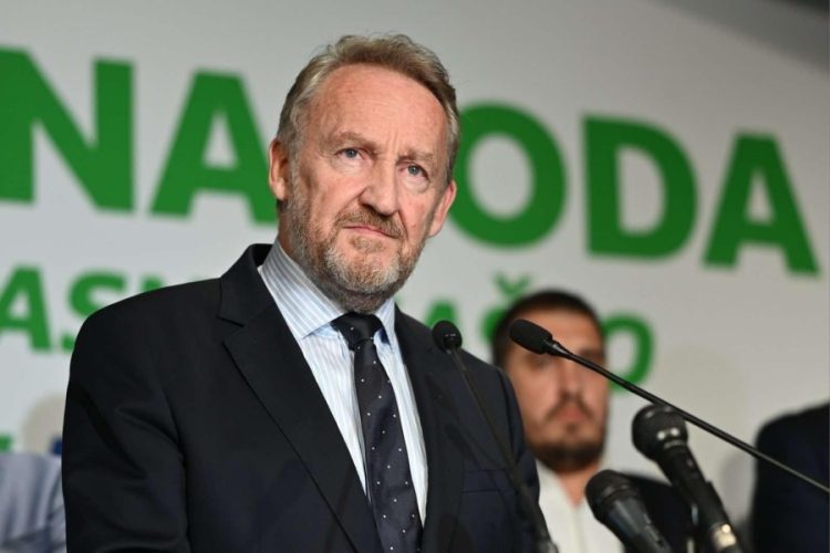 Evo koji je uvjet Izetbegovićeve suradnje s Čovićem nakon izbora