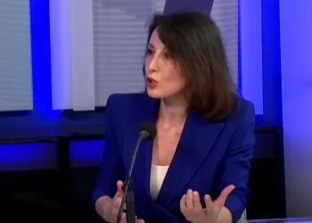 Orešković o Thompsonu, HRT-u, Crkvi i nadbiskupu Kutleši: “ZDS je od sinoć i državni i vjerski pozdrav”