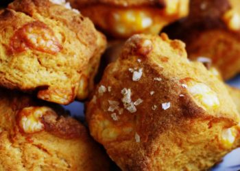 Recept za najmekša domaća peciva s jednim tajnim sastojkom