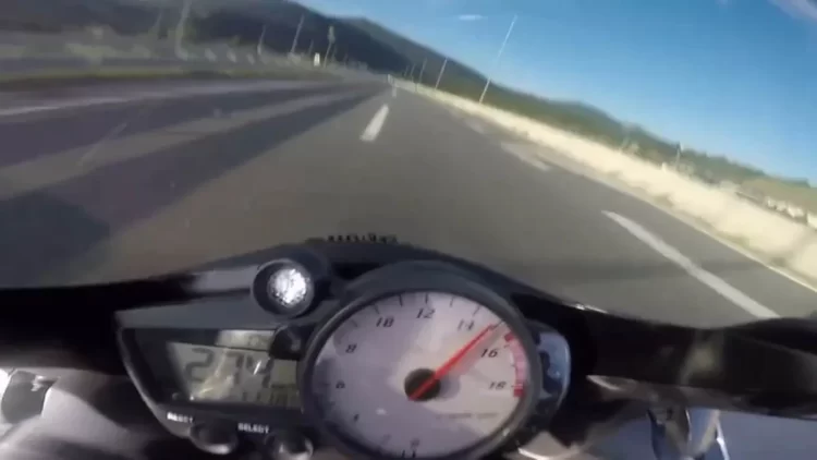 Motociklist iz pravca Mostara prema Sarajevu vozio 270 km/h pa se hvalio na TikToku