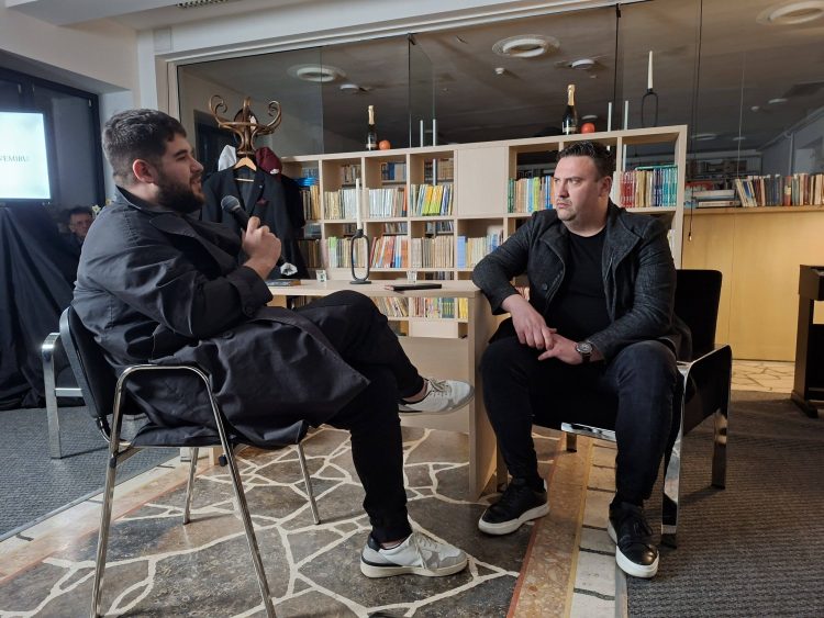 Široki Brijeg: „Pjesnici su čuđenje u svijetu“ prvi put na otvorenom