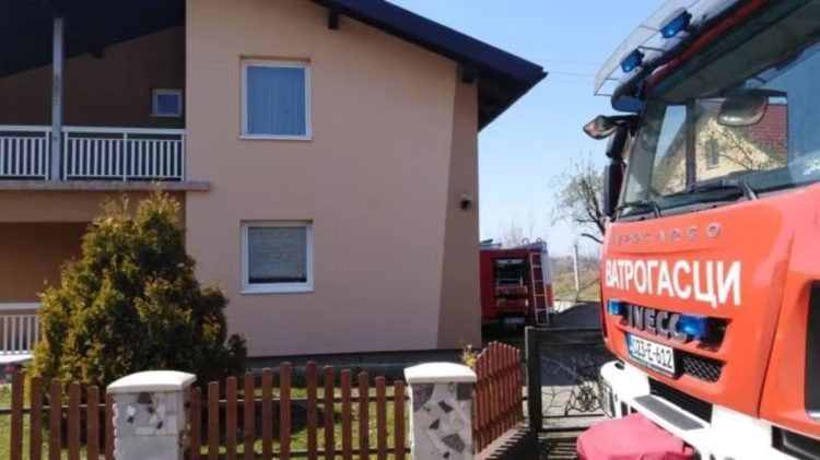Tragedija kod Prnjavora: Stariji muškarac poginuo u požaru obiteljske kuće