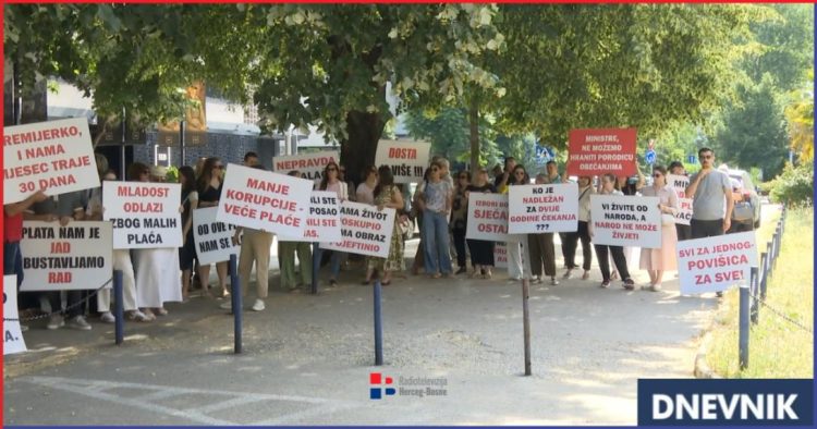 (VIDEO) Pravosudni službenici u HNŽ-u stupili u štrajk upozorenja
