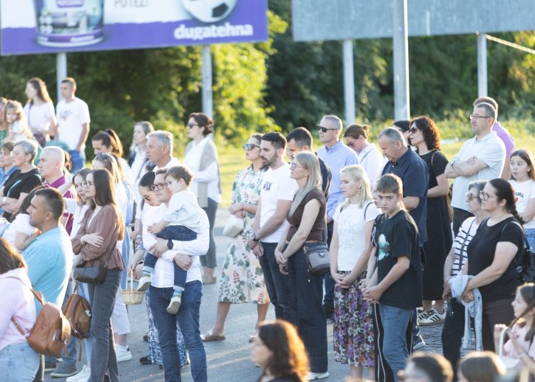 Tijelovska procesija okupila mnoštvo vjernika u Širokom Brijegu