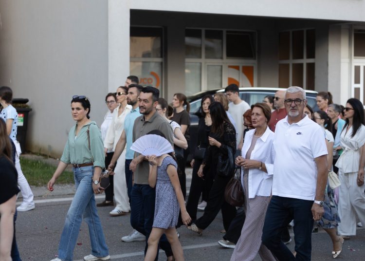 Tijelovska procesija okupila mnoštvo vjernika u Širokom Brijegu