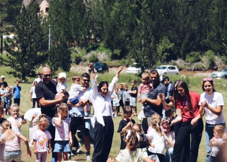 Obiteljski susret u Masnoj Luci okupio oko 100 parova i više od 200 djece